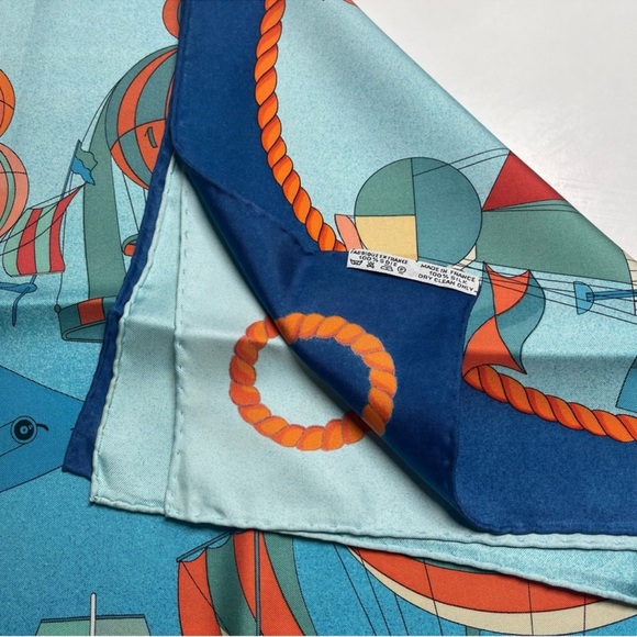 HERMES Les Folies Du Ciel Silk Scarf Carre 90 - Picture 9 of 17